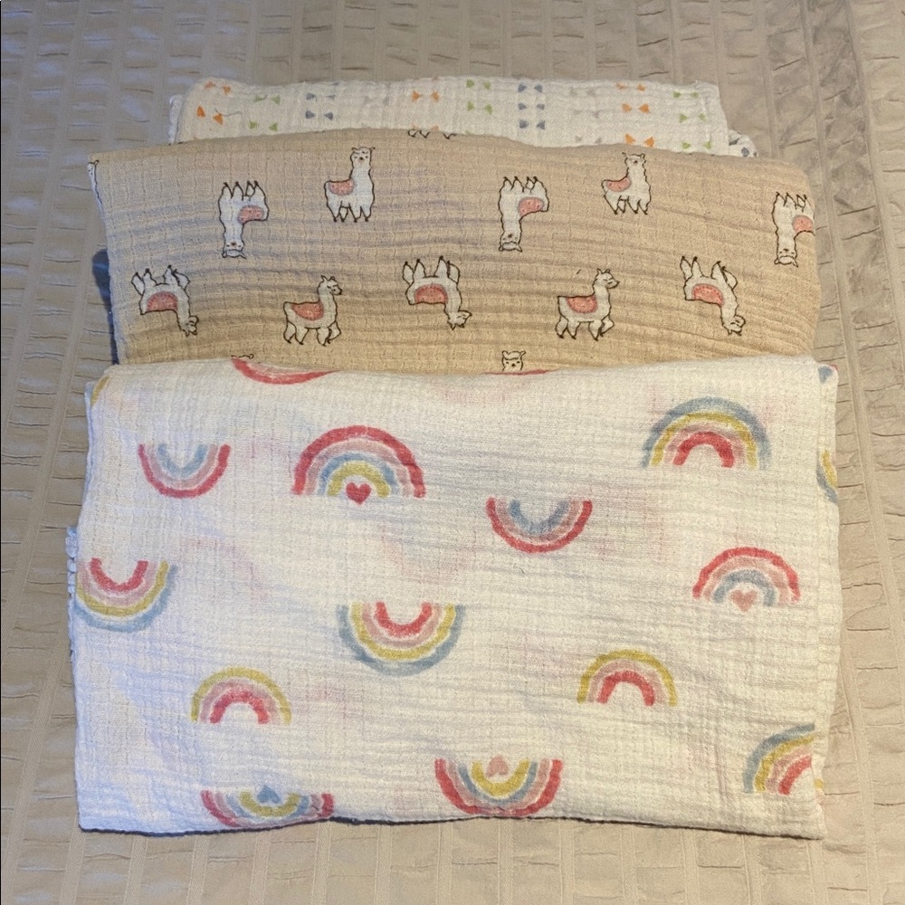Aden & Anais swaddle blankets